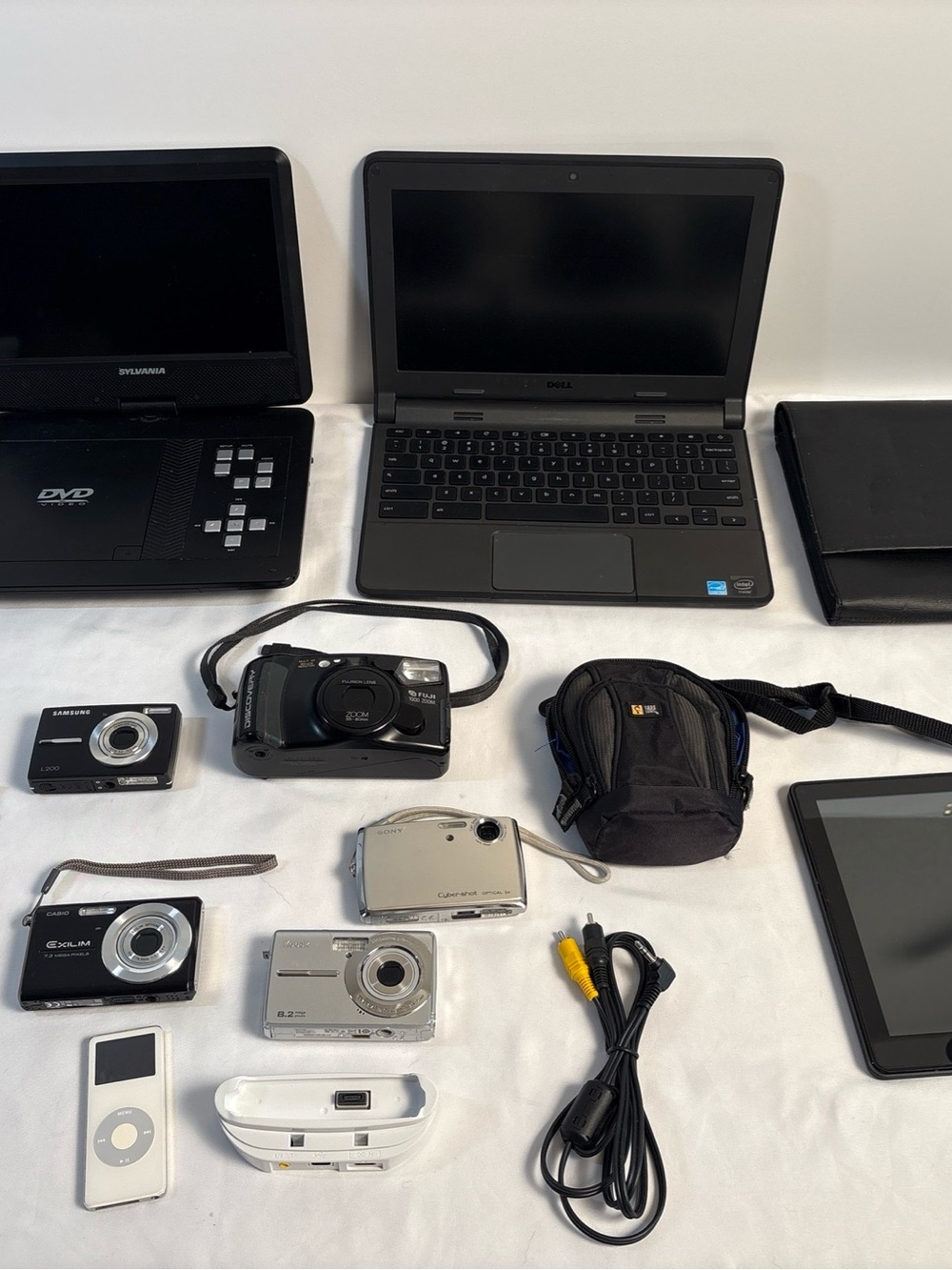Dell Gray-Black Chromebook with Camera and Media Accessories
